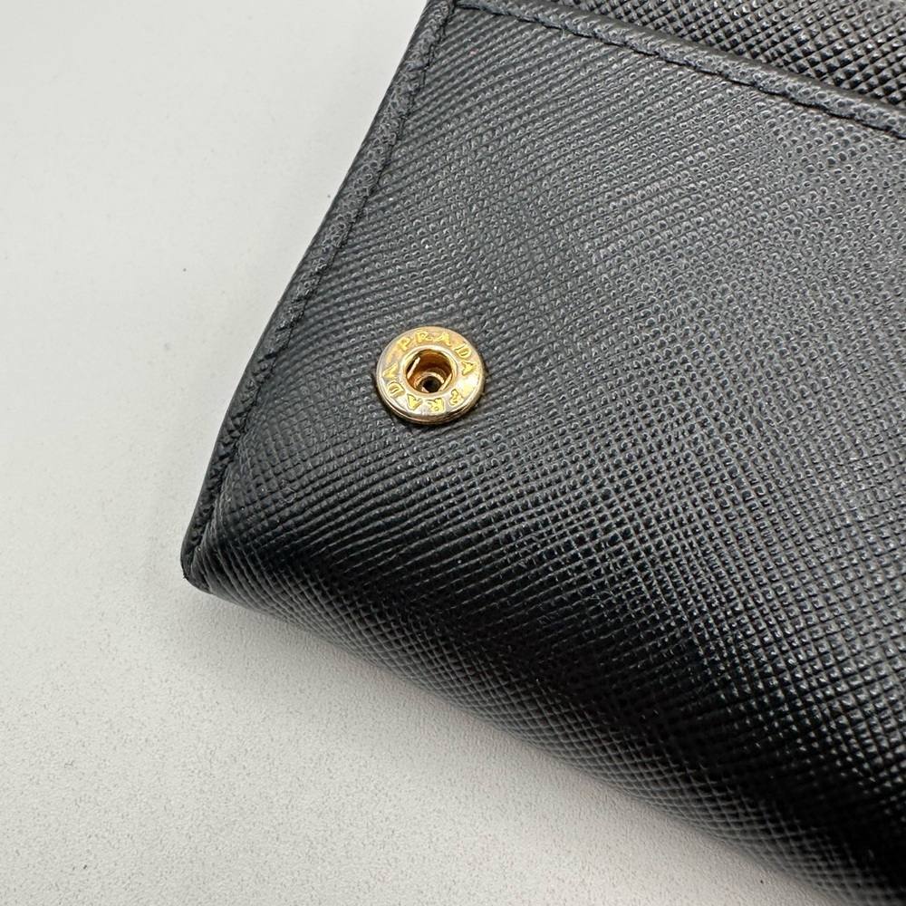 Prada Wallet - Picture 9 of 11